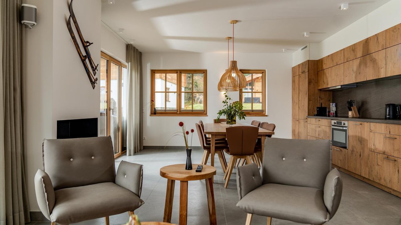 Wohnzimmer mit offener Küche Wohnzimmer mit offener Küche